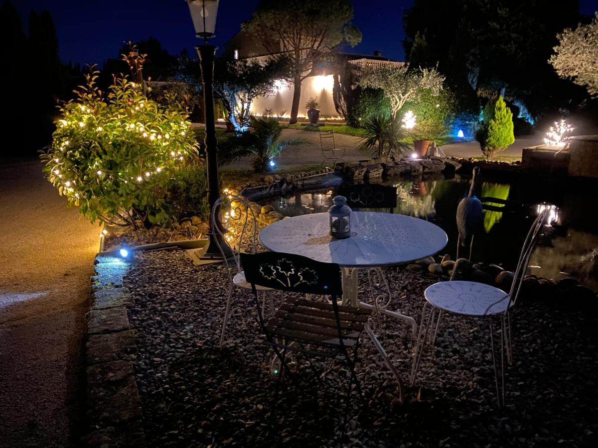 Mas Beau Soleil & Spa Cottages De Charme Avec Jacuzzi&Jardin Prives Saint-Rémy-de-Provence Exterior foto